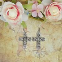 Boucle d oreille croix rock