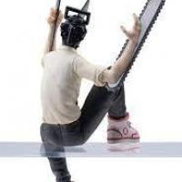 Chainsaw man figurine perching chainsaw man 14 cm 2 