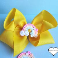Gros noeud cute arc en ciel jaune
