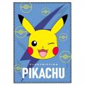 Plaid pikachu couverture