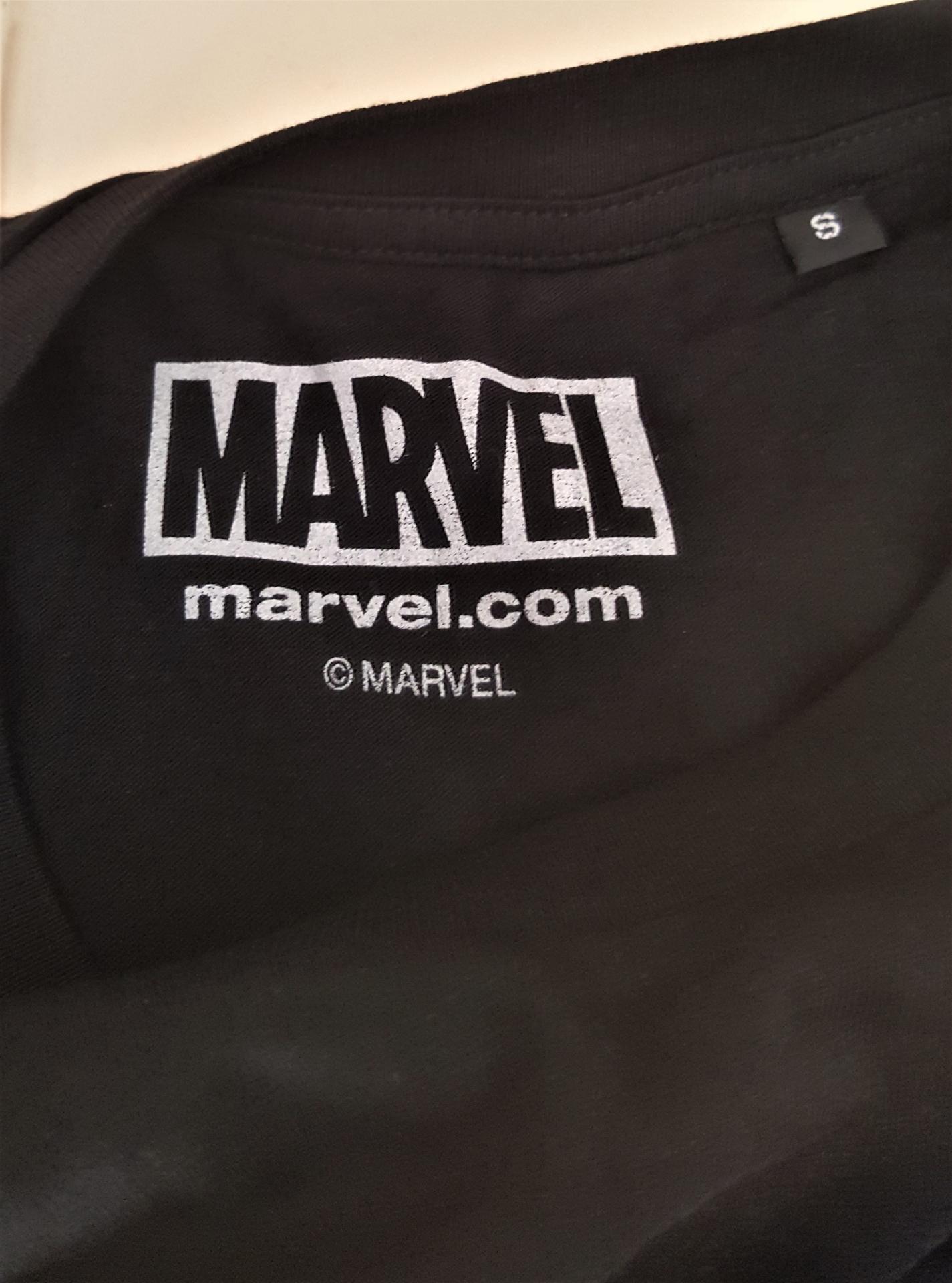 T shirt personnage marvel taille s