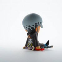 Tirelire plastoy one piece law figurine 3